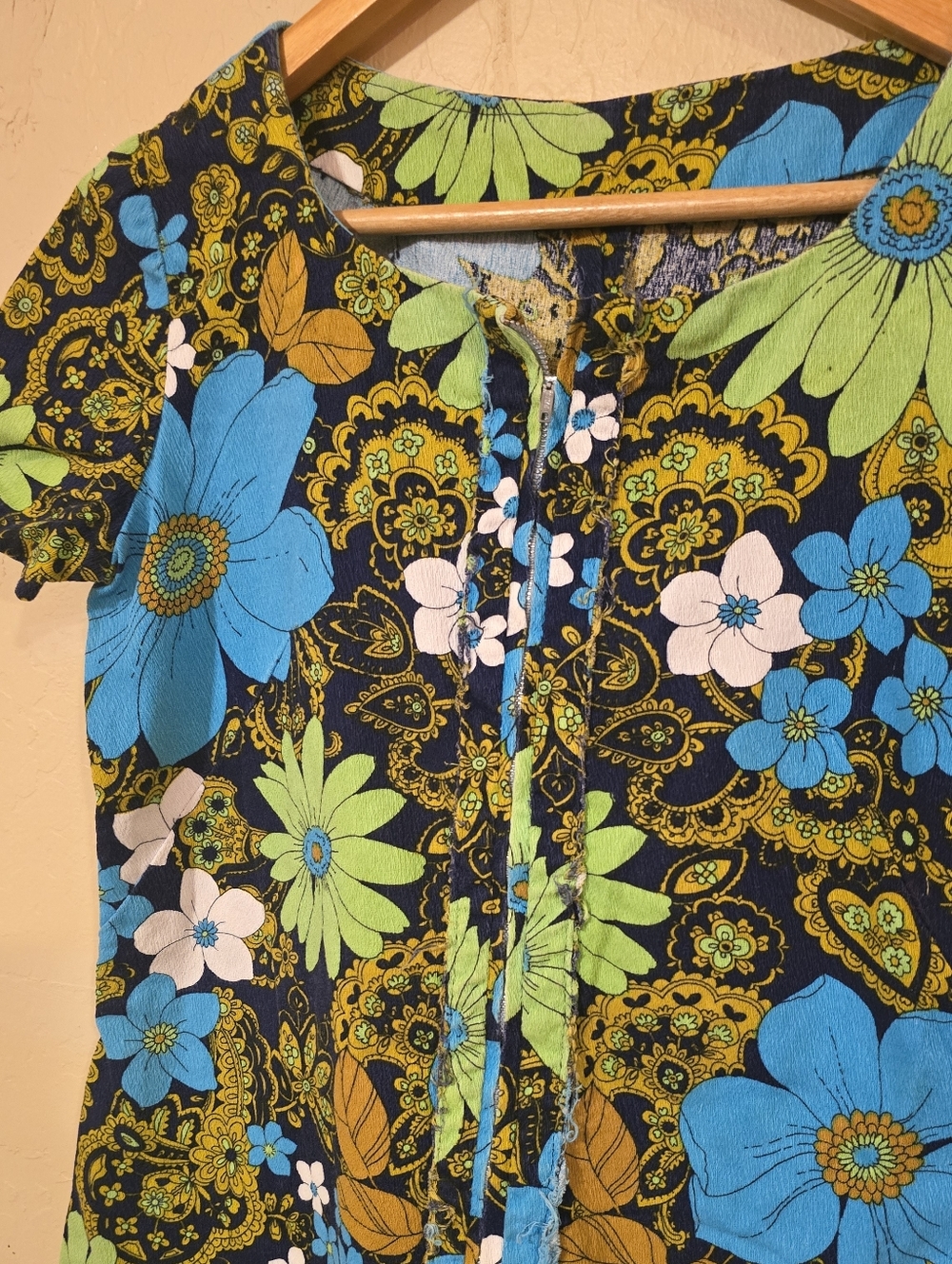Vintage 70s Floral Romper Psych Mod Hippie Daisy Print Mini Jumpsuit Blue Green - Picture 13 of 15